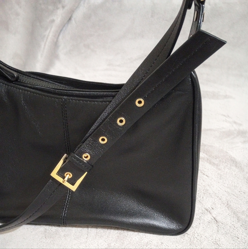 Vintage Aigner Black Leather Bag Gold Tone Hardware - Picture 9 of 10